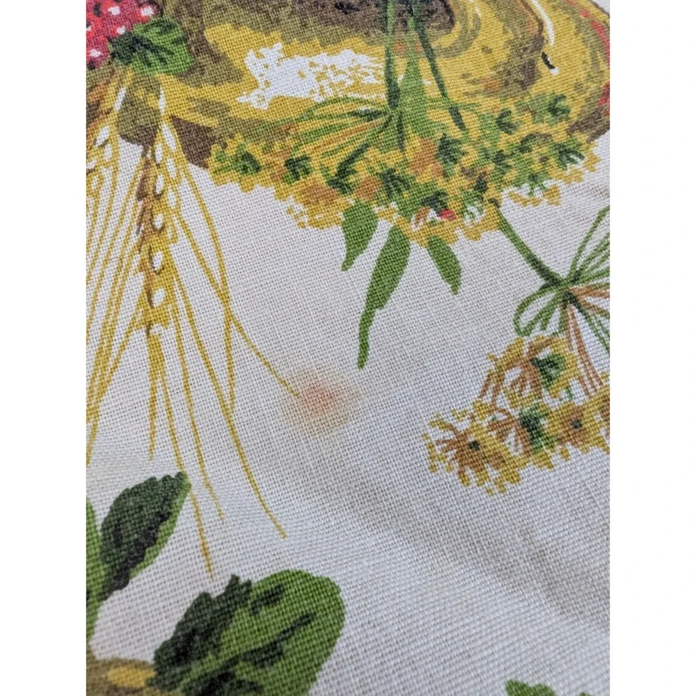 Vintage Christmas Holiday Trumpets & Holly Berry Design Round Tablecloth‎ 5ft
